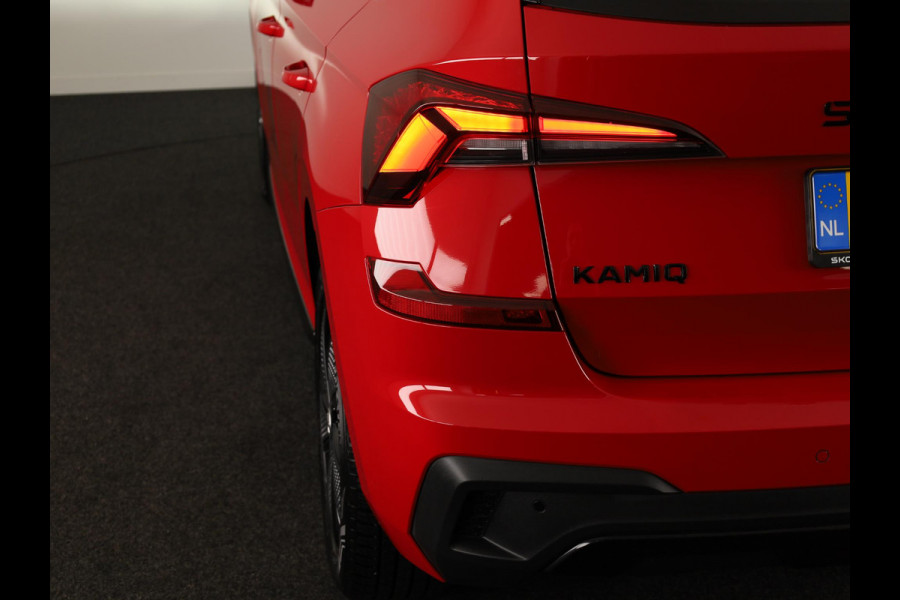 Škoda Kamiq 1.0 TSI Monte Carlo 115 pk | Verlengde garantie | Navigatie via App | Panoramadak | Parkeersensoren | Achteruitrijcamera | Stoelverwarming |