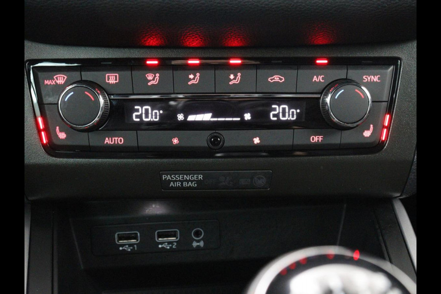 Seat Arona 1.5 TSI EVO FR Intens | Stoelverwarming | Leder/Alcantara | Full LED | Adaptive cruise | Camera | Dodehoek detectie | Carplay | Navigatie | Climate control | Park Assist | Keyless