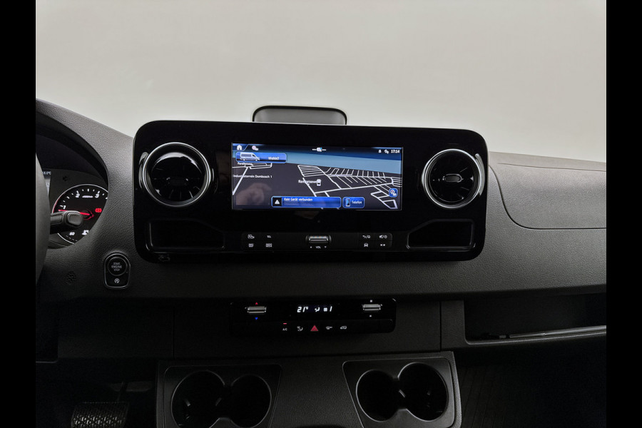 Mercedes-Benz Sprinter 317 1.9 CDI L2H2 Select Navigatie Trekhaak 3500kg Parkeerpakket Betimmering Stoelverwarming