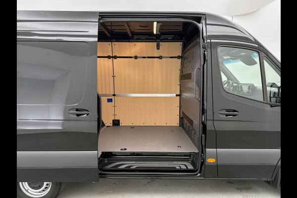 Mercedes-Benz Sprinter 317 1.9 CDI L2H2 Select Navigatie Trekhaak 3500kg Parkeerpakket Betimmering Stoelverwarming
