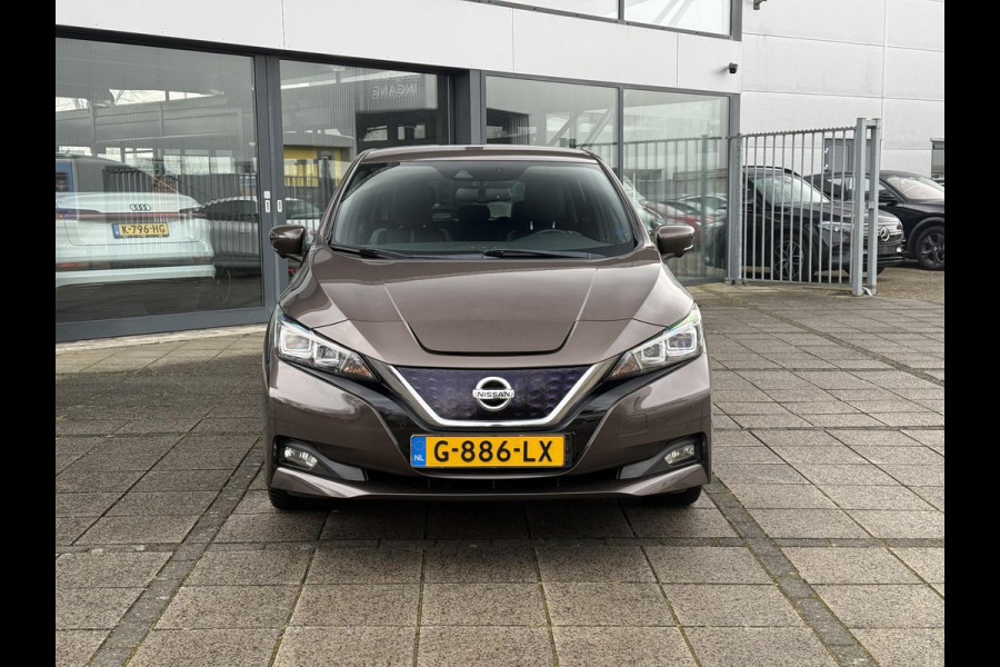 Nissan Leaf Aut. Tekna 40 kWh | Navi | 360 Camera | Leder | Bose |