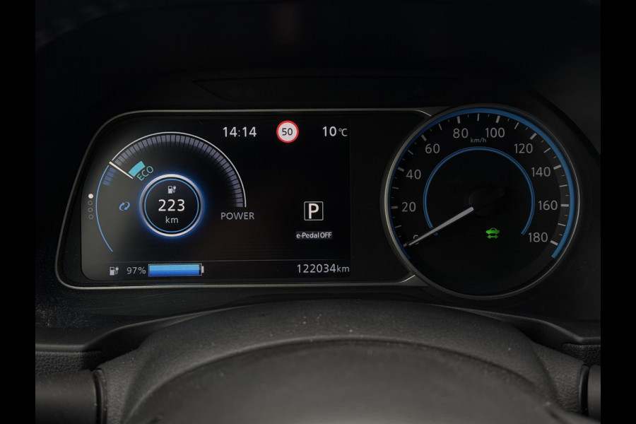 Nissan Leaf Aut. Tekna 40 kWh | Navi | 360 Camera | Leder | Bose |