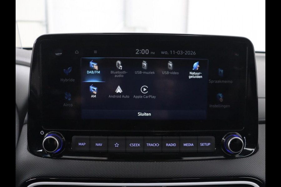 Hyundai Kona 1.6 GDI HEV Premium Sky | Schuifdak | Leder | Stoelventilatie | Adaptive cruise | Trekhaak | Head-Up | Carplay | Camera | Achterbankverwarming | Navigatie | Keyless | Climate control