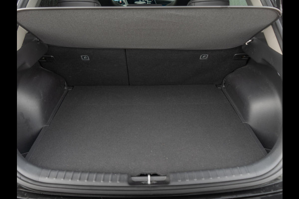 Kia Niro EV DynamicPlusLine 64.8 kWh Schuifdak | Leder | LED | Stuur + Stoelverwarming | Navigatie l PDC l Carplay
