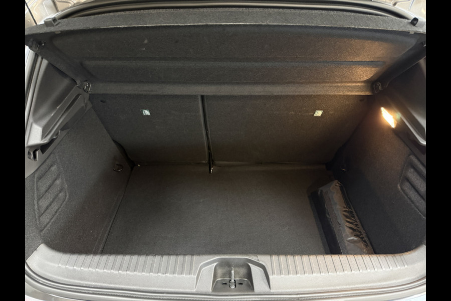 Renault Clio 1.0 TCe 90 GPF Techno | Groot Navi | 360 | 17" | Stoel & Stuurverwarming | Carplay | Dealer onderhouden!