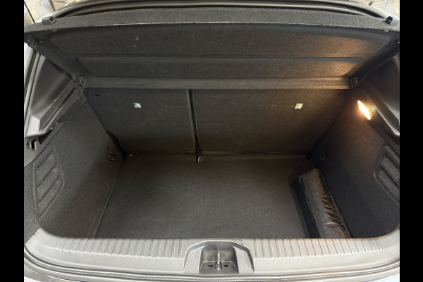 Renault Clio 1.0 TCe 90 GPF Techno | Groot Navi | 360 | 17" | Stoel & Stuurverwarming | Carplay | Dealer onderhouden!