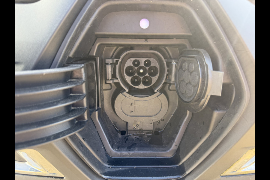 Renault Kangoo e-Tech 45kWh L1 300km WLTP Climate Control Cruise Control Carplay LED Camera Navigatie