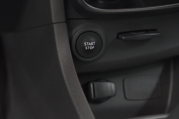 Renault Clio TCe 90 Limited | Trekhaak | Navigatie | Parkeersensoren