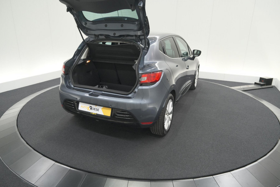 Renault Clio TCe 90 Limited | Trekhaak | Navigatie | Parkeersensoren