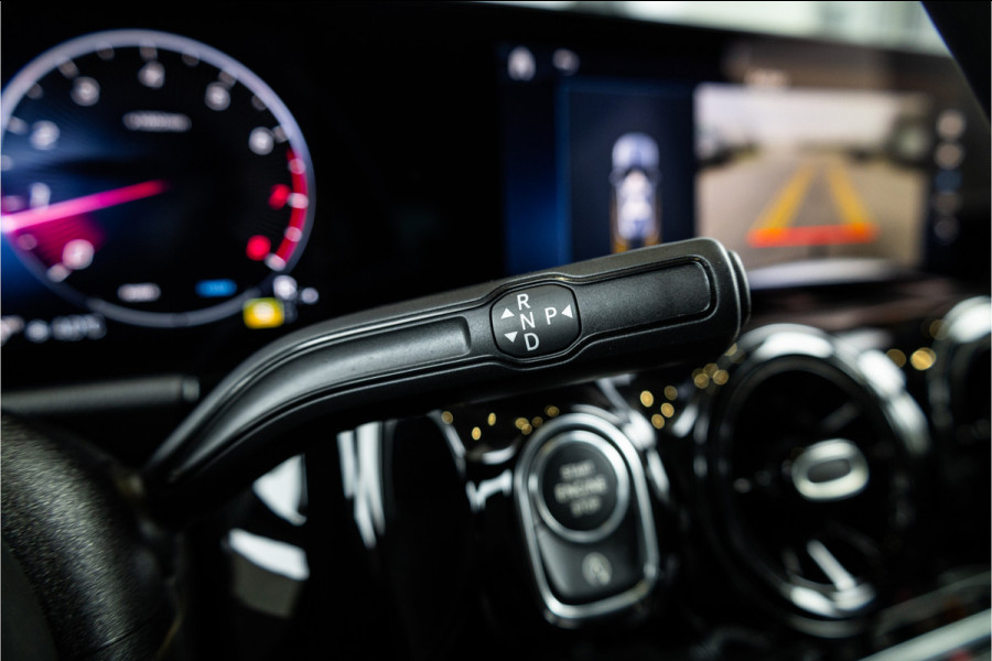 Mercedes-Benz GLA GLA200 - ACC | Camera | Stoelverwarming