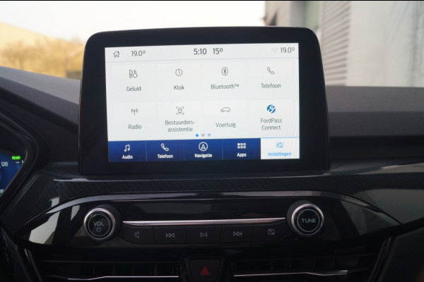 Ford Kuga 2.5 PHEV ST-Line X -PANO-NAVI-ECC-PDC-