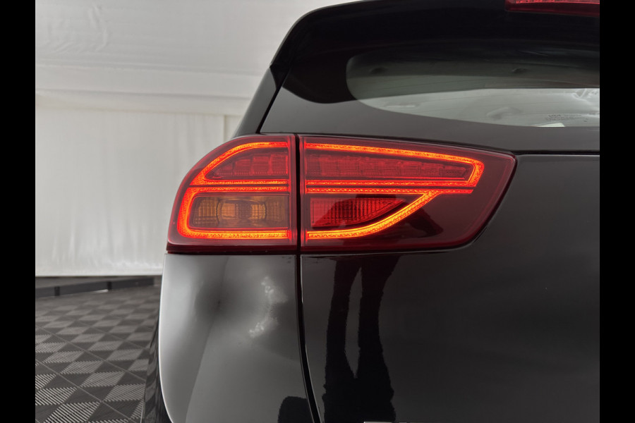 Kia Niro 1.6 GDi Hybrid DynamicLine (INCL-BTW) *AUT | ADAPTIVE-CRUISE | 1/2 LEATHER-FABRIC | NAVI-FULLMAP | CAMERA | DAB+ | KEYLESS | ECC | DIGI-COCKPIT | SHIFT-PADDLES | LANE-ASSIST | PDC | 16''ALU*