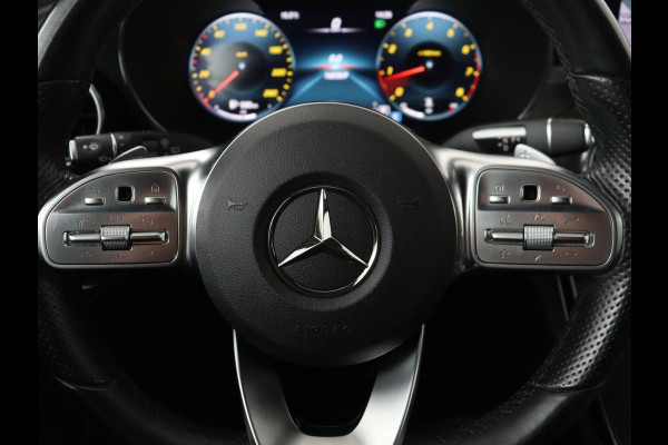 Mercedes-Benz C-Klasse 160 AMG Limited | Stoelverwarming | Leder/Alcantara | Trekhaak | Full LED | Park Assist | Camera | Navigatie | Climate control | Bluetooth | Cruise control