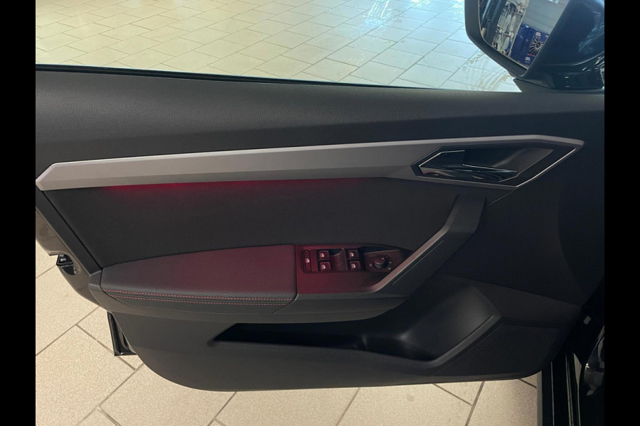 Seat Arona 1.0 TSI FR 115PK DSG AUTOMAAT AIRCO CLIMA NAVI CRUISE VIRT COCKPIT APPLE CARPLAY LED CAM 18 INCH VELG NIEUWSTAAT
