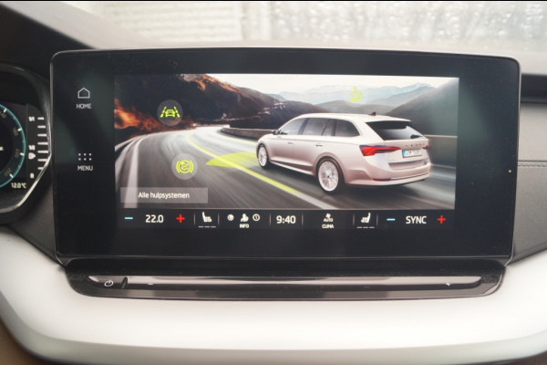 Škoda Octavia Combi 1.0 TSI 110pk DSG Business Edition -PANO-ECC-CAM-