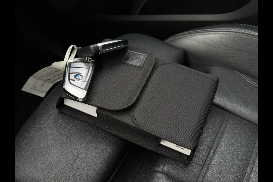 BMW iX3 Aut. High Executive 80 kWh | SoH 96% | Trekhaak | Panorama | Leder | Harman Kardon |