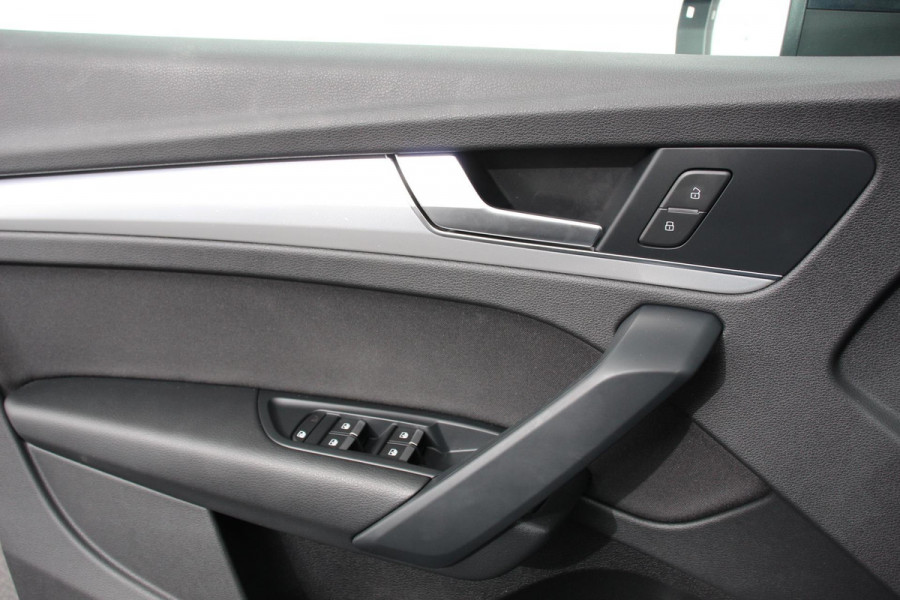 Audi Q5 50 TFSI e quattro Pro Line S-Line Plugin Hybrid | Navigatie | Climate Control | Led | Parkeer sensoren V+A | Stoelverwarming | Virtual Cockpit | Extra Getint Glas