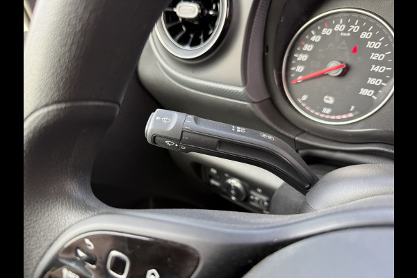 Mercedes-Benz eCitan 112 51kWh L2 Pro 284 WLTP MBUX Trekhaak 75kW Snelladen Apple Carplay Cruise Control Laadkabel