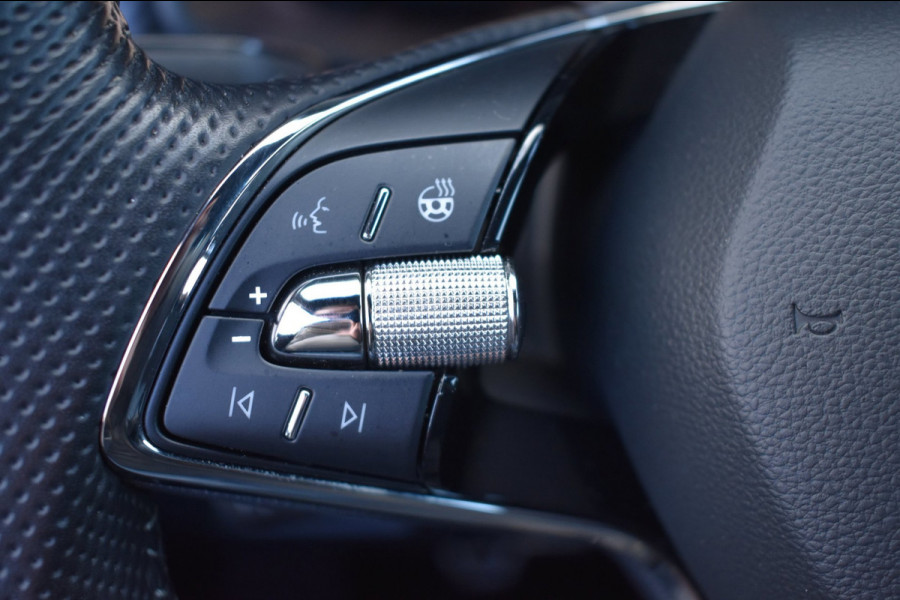 Škoda Kodiaq 1.5 TSI Sportline | MJ21 | TREKHAAK | CAMERA | ADAPT. CRUISE CONTROLE | CANTON | STOELVERWARMING | NAP