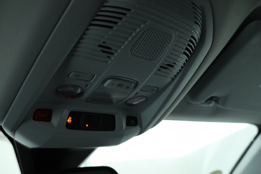 Peugeot 3008 1.5 BlueHDi Blue Lease Premium Automaat, Navigatie, climate,