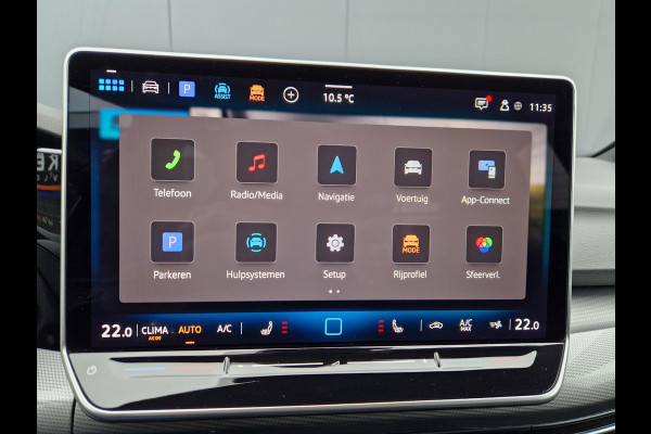 Volkswagen Golf 8.5 1.5 eTSI 150pk dsg 50 Edition/Pano/IQ drive/Full