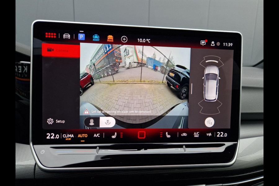 Volkswagen Golf 8.5 1.5 eTSI 150pk dsg 50 Edition/Pano/IQ drive/Full