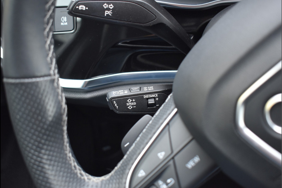 Audi Q3 Sportback 45 TFSI e S-Line 245 Pk Navi Sfeerverlichting Full Led Keyless Trekhaak 20 Inch Unieke staat