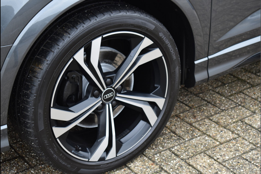 Audi Q3 Sportback 45 TFSI e S-Line 245 Pk Navi Sfeerverlichting Full Led Keyless Trekhaak 20 Inch Unieke staat