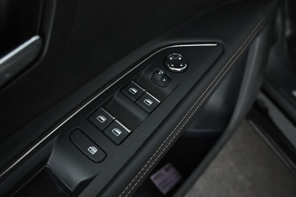 Peugeot 5008 1.5 BlueHDI GT Pack Business Automaat, 7 Persoons, Navigatie