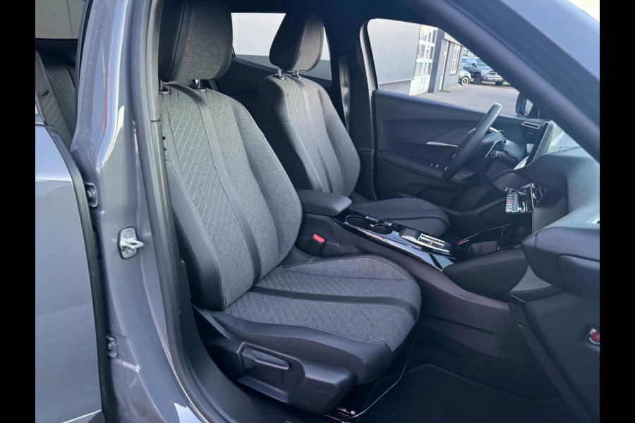 Peugeot 2008 1.2 EAT8 130PK Allure