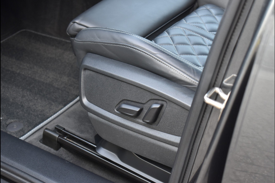 Audi Q5 50 TFSI e S-Line 299 Pk RS-Stoel Luchtvering Matrix Oled ACC Keyless Trekhaak 20 Inch