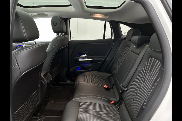 Mercedes-Benz EQA 250 Luxury 67 kWh | Achteruitrij camera | Stoelverwarming | Panoramadak | Navigatie | Sfeerverlichting | Cruis control |  Inclusief 24 maanden Mercedes-Benz Certified garantie voor Europa.