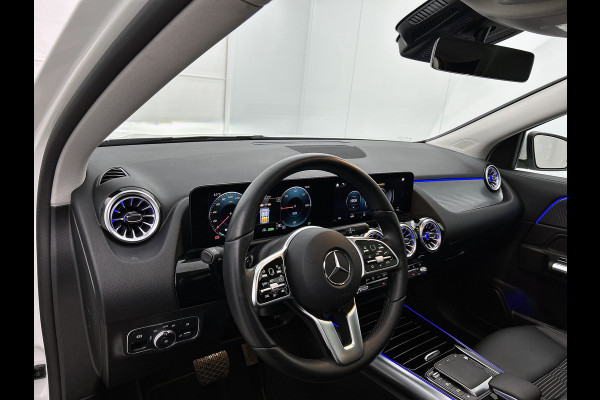 Mercedes-Benz EQA 250 Luxury 67 kWh | Achteruitrij camera | Stoelverwarming | Panoramadak | Navigatie | Sfeerverlichting | Cruis control |  Inclusief 24 maanden Mercedes-Benz Certified garantie voor Europa.
