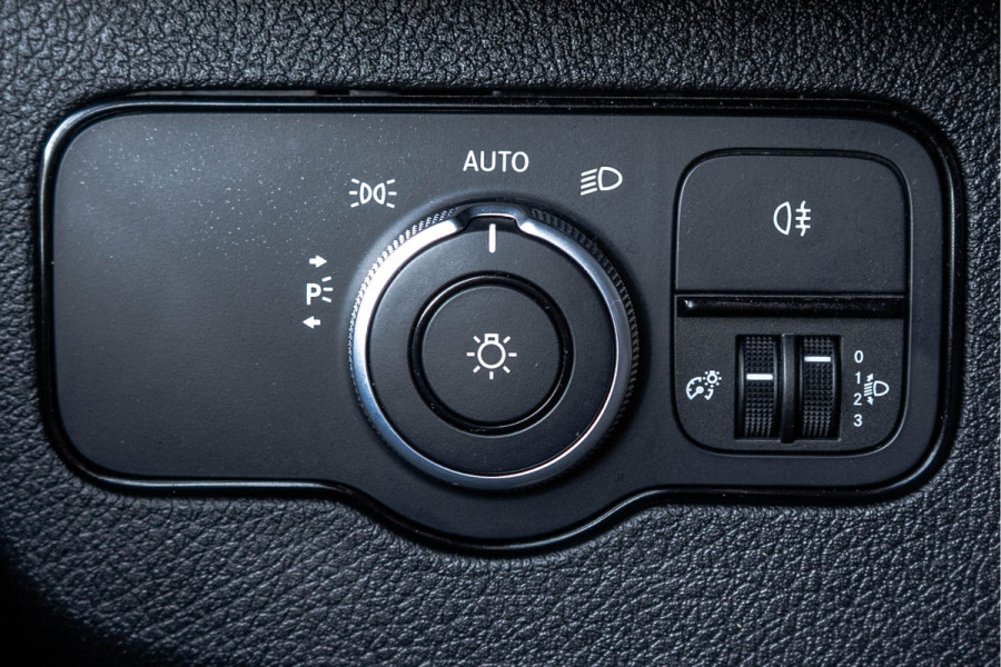 Mercedes-Benz Sprinter 311 CDI L2H2 | Volledig Ingericht | Mbux | Camera | Navi | Climatronic