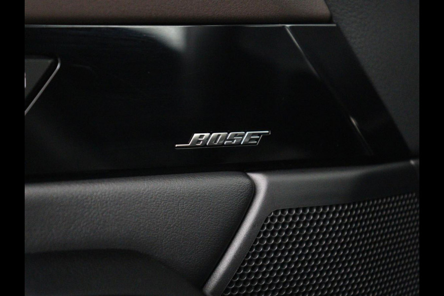 Mazda CX-30 2.0 e-SkyActiv-X M Hybrid Luxury | Leder | Stoelverwarming | Head-Up | Adaptive cruise | Camera | BOSE Sound | Carplay | Navigatie | Keyless | Full LED | Memory | Parkeerhulp