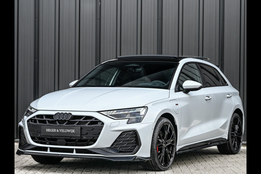 Audi A3 Sportback 45 TFSI e S edition Competition | Panoramadak | 5 jr garantie | Ambiance interieur | Active Cruise | Sonos Sound | S-Seats + Memory | Head-Up | Camera | Stoelverwarming | Keyless