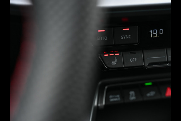 Audi A3 Sportback 45 TFSI e S edition Competition | Panoramadak | 5 jr garantie | Ambiance interieur | Active Cruise | Sonos Sound | S-Seats + Memory | Head-Up | Camera | Stoelverwarming | Keyless