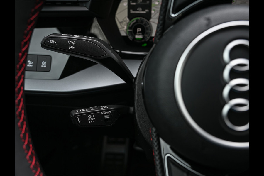 Audi A3 Sportback 45 TFSI e S edition Competition | Panoramadak | 5 jr garantie | Ambiance interieur | Active Cruise | Sonos Sound | S-Seats + Memory | Head-Up | Camera | Stoelverwarming | Keyless