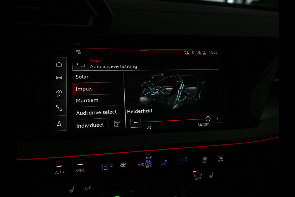 Audi A3 Sportback 45 TFSI e S edition Competition | Panoramadak | 5 jr garantie | Ambiance interieur | Active Cruise | Sonos Sound | S-Seats + Memory | Head-Up | Camera | Stoelverwarming | Keyless