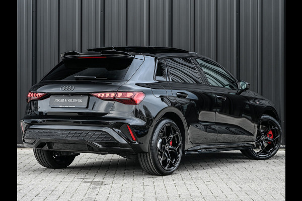 Audi A3 Sportback 45 TFSI e S edition Competition | Panoramadak | 5 jr garantie | Ambiance interieur | Active Cruise | Sonos Sound | S-Seats + Memory | Head-Up | Camera | Stoelverwarming | Keyless