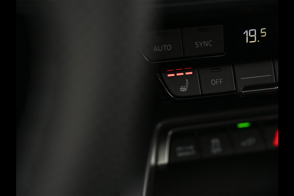 Audi A3 Sportback 45 TFSI e S edition Competition | Panoramadak | 5 jr garantie | Ambiance interieur | Active Cruise | Sonos Sound | S-Seats + Memory | Head-Up | Camera | Stoelverwarming | Keyless