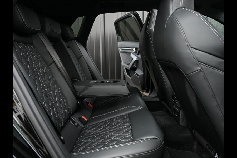 Audi A3 Sportback 45 TFSI e S edition Competition | Panoramadak | 5 jr garantie | Ambiance interieur | Active Cruise | Sonos Sound | S-Seats + Memory | Head-Up | Camera | Stoelverwarming | Keyless