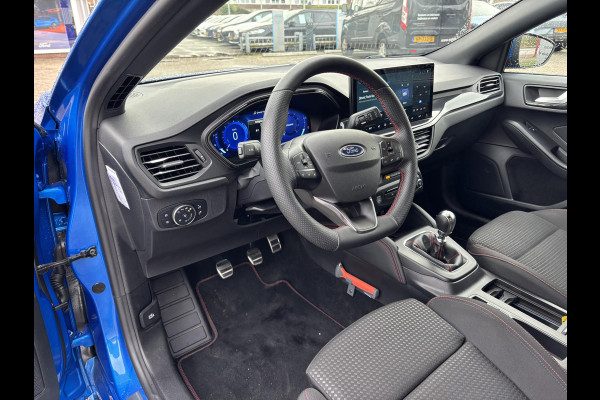 Ford Focus 1.0 EcoBoost Hybrid ST Line X | Bellen voor bezichtiging | 125pk Trekhaak | Adaptieve Cruise | Winterpack | Achteruitrijcamera | Nederlandse auto