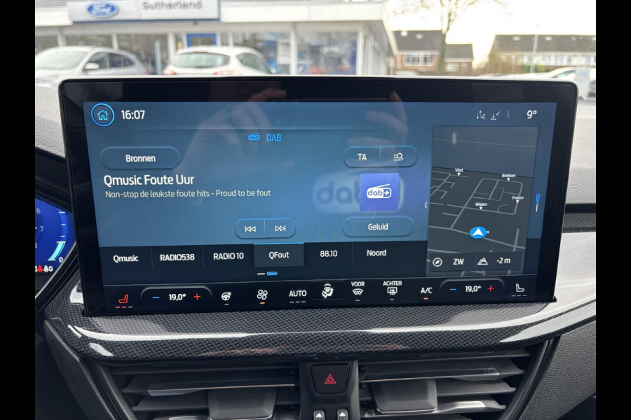 Ford Focus 1.0 EcoBoost Hybrid ST Line X | Bellen voor bezichtiging | 125pk Trekhaak | Adaptieve Cruise | Winterpack | Achteruitrijcamera | Nederlandse auto