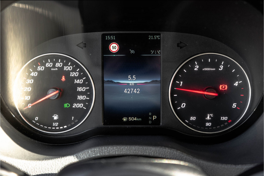 Mercedes-Benz Sprinter 317 CDI L2H2 | Mbux | Facelift | Navi | Camera | Adapt.Cruise | Automaat