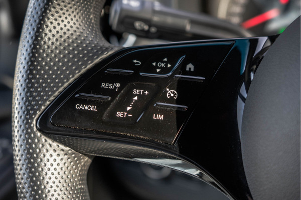 Mercedes-Benz Sprinter 317 CDI L2H2 | Mbux | Facelift | Navi | Camera | Adapt.Cruise | Automaat