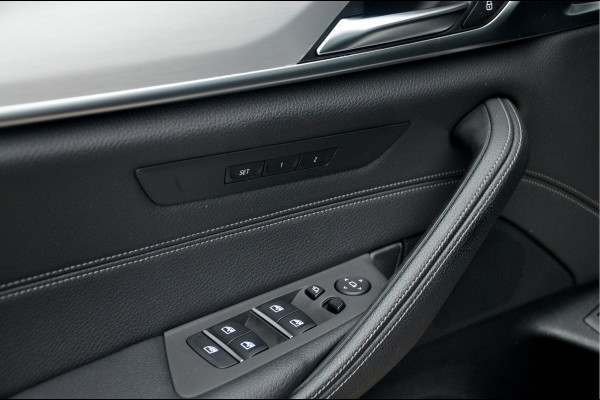 BMW 5 Serie Touring 518d High Executive M-Sport Edition | 20 inch | Panoramadak | Comfortstoelen