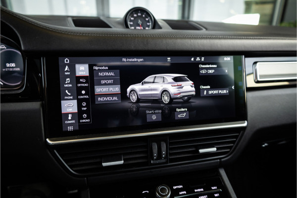 Porsche Cayenne 4.0 Turbo - Origineel NL | Sport Chrhono + | Luchtvering | Elek. Trekhaak