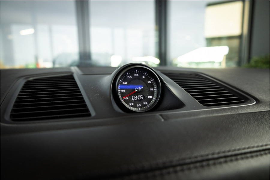 Porsche Cayenne 4.0 Turbo - Origineel NL | Sport Chrhono + | Luchtvering | Elek. Trekhaak