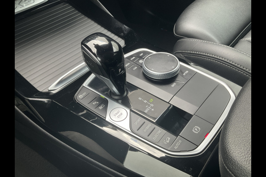BMW X3 xDrive30e PHEV M-Sport Leer Stoel+Stuurverw. Trekhaak Plug-In Business Edition Plus